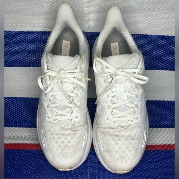 🥳✨ Hoka Clifton 9 - Hoka One One Athletic Running Shoes Men’s Size 11 D - White - Picture 9 of 15